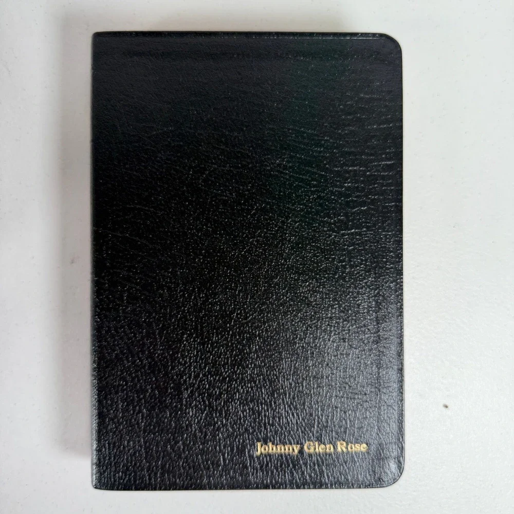 Nelson NKJV Holy Bible Giant Print Personal Size Reference Edition Black 334